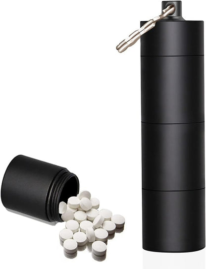Portable Keychain Pill Holder Case, EFFIET 3 Compartments Metal Pocket Emergency Pill Container Dispenser Box Outdoor Medicine Bottle Tin for Daily Supplyment (Black)