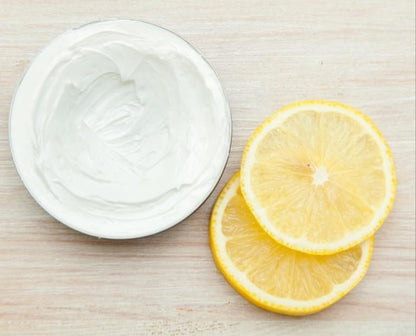 Glycolic Lemon Treatment Cleanser with Goat's Milk, Lemon Peel and Hyaluronic Acid