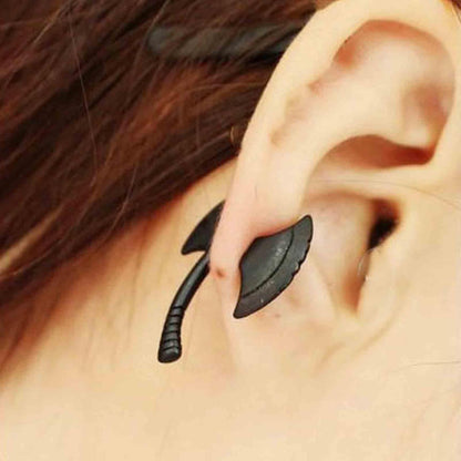 Punk Axe Ear Jacket Earrings Black Axe Stud Earrings Gothic Scary Axe Earrings Axe Hatchet Shape Earrings Jewelry for Women