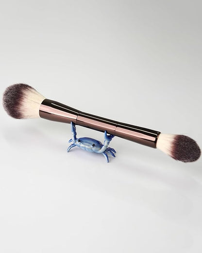 Crab pen holder for desk