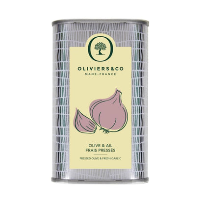 Fresh Garlic Olive Oil by Oliviers & Co. | Italian Extra Virgin Olive Oil for Cooking & Dipping | Gourmet Flavored EVOO, Cold Pressed, All-Natural (16.8 Fl Oz)