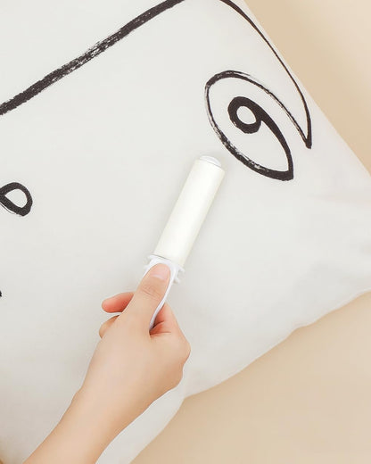 Mini Lint Roller Travel Size Refillable On The Go Lint Roller with Cap and 4 Refills Total 150 Extra Sticky Sheets for Pet Hair Lint Remover with Cover for Purse Bag Car (White)