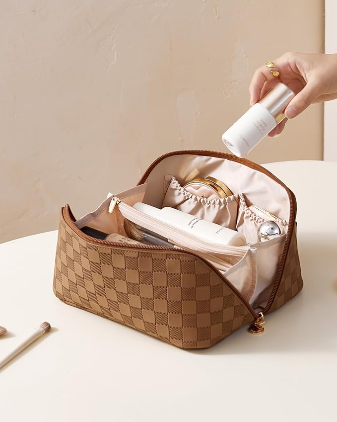 Eachy travel makeup bag,large capacity