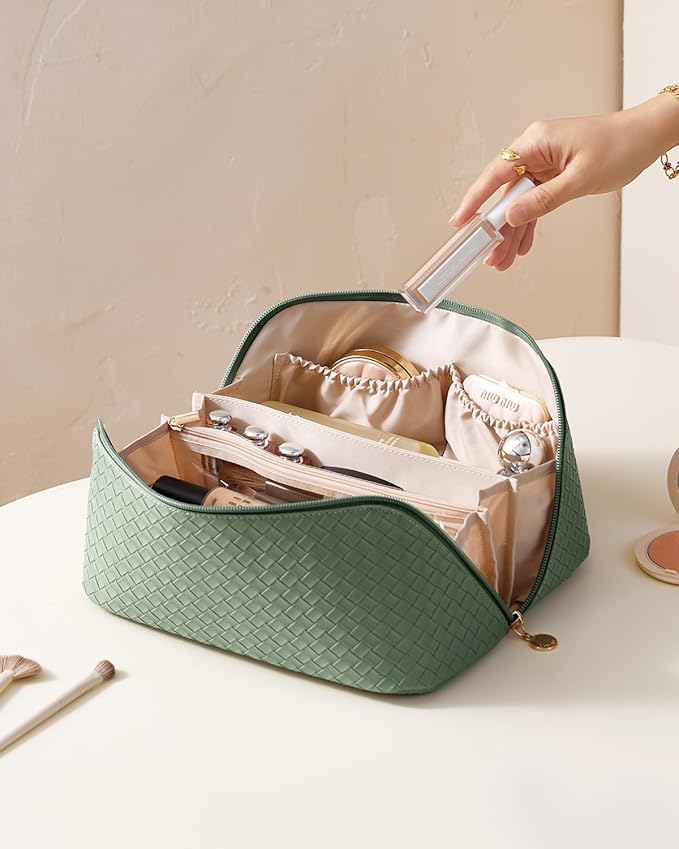 Eachy travel makeup bag,large capacity