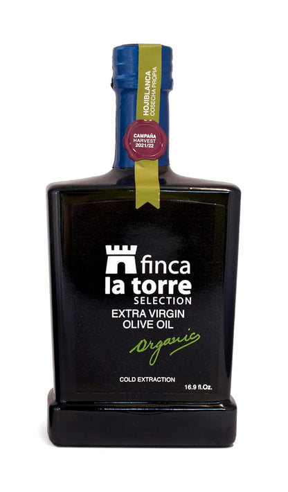 Finca La Torre Hojiblanca Organic Olive Oil - Extra Virgin Cold Pressed Spanish Olive Oil - Premium Oil from Malaga, Spain - Gourmet Food Gifts - 2021 Flos Olei Hall of Fame Winner (500 ml Bottle)