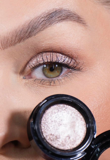 Eyeshadow for Sensitive Eyes, Eyeshadow with Long Durability, Allergy Certified, Fragrance-Free and Vegan Eye Make-Up, Hypoallergenic Make-Up (579 Sparkling Cava)