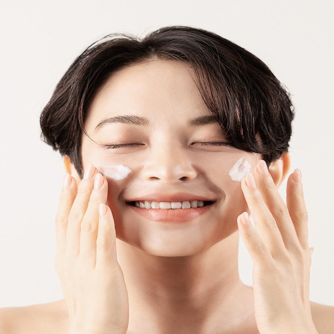 72 Hours Weightless Hydration Cream, Moisturizing Daily Face Cream, Vegan and Cruelty Free, Soothing and Brightening, All Skin Types, Korean Skin Care (1.85 fl.oz.)