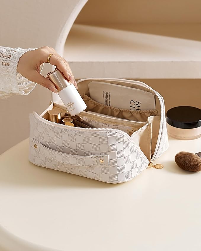 Eachy travel makeup bag,large capacity