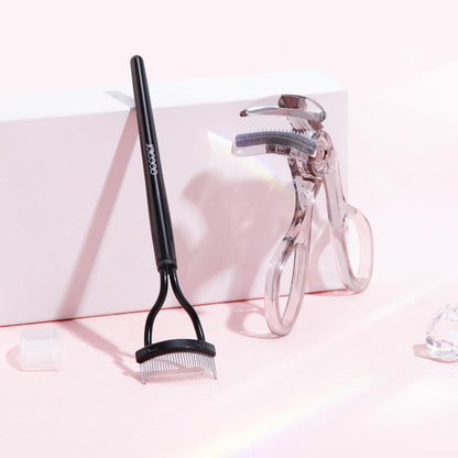 docolor Eyelash Curler with Eyelash Comb, Lash Curler with Silicone Refill Pads Suitable for all eye shapes Curl up to one day Easy to operate No Pinching or Pulling eyelash Eye Makeup Tool