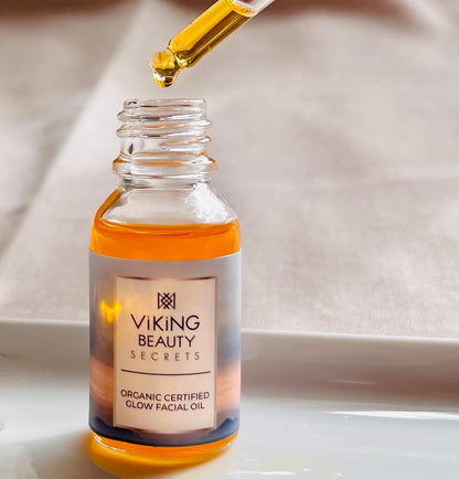 Glow Facial Oil - Organic Face Oil with Blend of 11 Certified Organic Oils and Extracts - Hydrating Face Oil with Nordic Berries - Face Oil for Women and Men - 0.5 fl oz