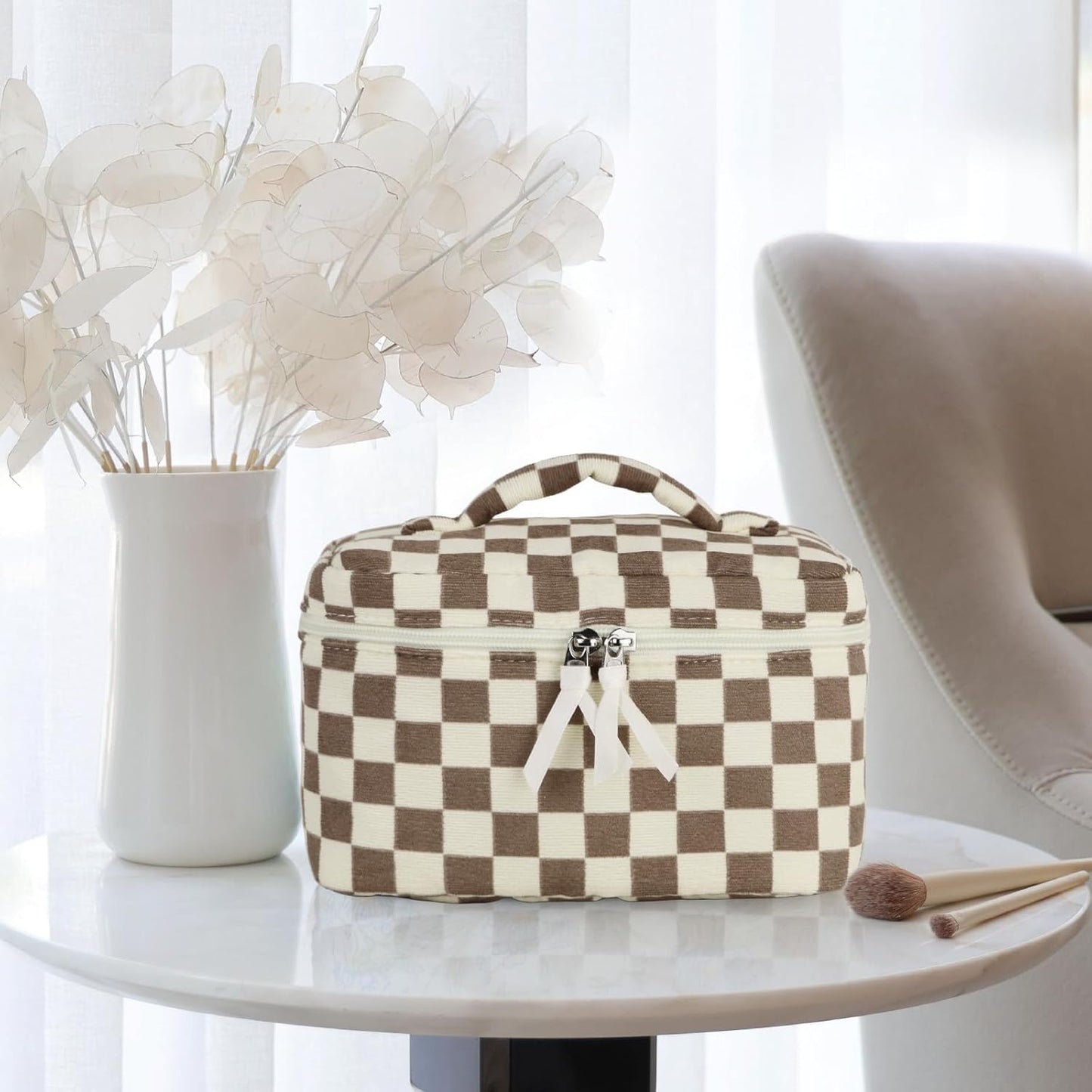 Prite Corduroy Makeup Bag Quilted Makeup Bag Large Floral Cosmetic Bag for Women Cute Travel Toiletry Bag with Handle(Light Checkerboard)