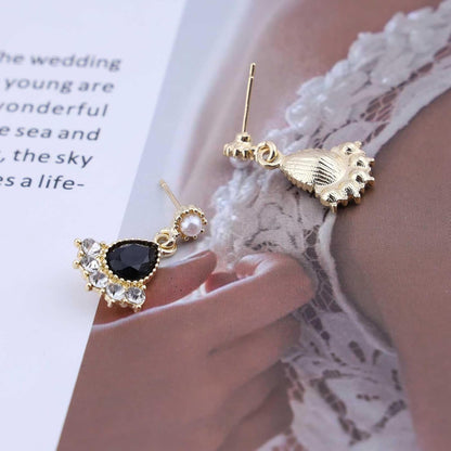 Vintage Black Crystal Teardrop Earrings Crystal Tassel Drop Earrings Gold Pearl Stud Earrings Black Onyx Earring Jewelry for Women