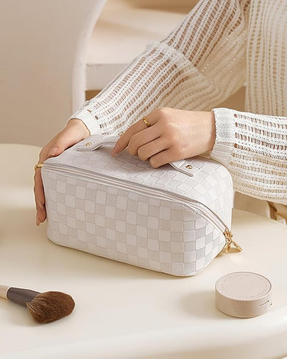 Eachy travel makeup bag,large capacity