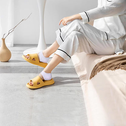 MADHOLLY 5 Pairs Silicone Heel Protectors- Breathable Heel Gel Heel Cushions for Cracked Heel- Heel Cups Heel Cover for Heel Repair Women Men