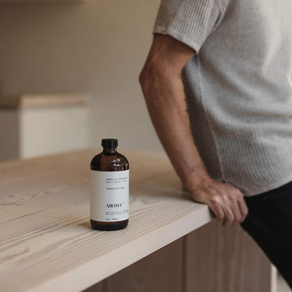 AromaTech Vanilla Bourbon Aroma Essential Oil Blend: Luxury Hotel Inspired Aromatherapy with Vanilla Bean, Bourbon & Oak Barrel for Ultrasonic Diffusers & Nebulizers - 16 fl oz, 500 mL