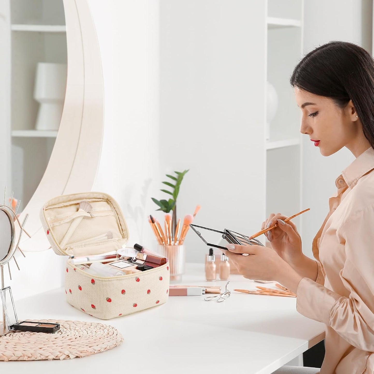 Prite Corduroy Large Travel Quilted Makeup Bag for Women Floral Cotton Cosmetic Bag Coquette Aesthetic Floral Toiletry Organizer Bag(Strawberry)