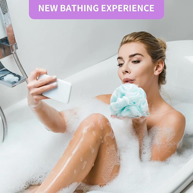 Bath loofah sponge body scrubber