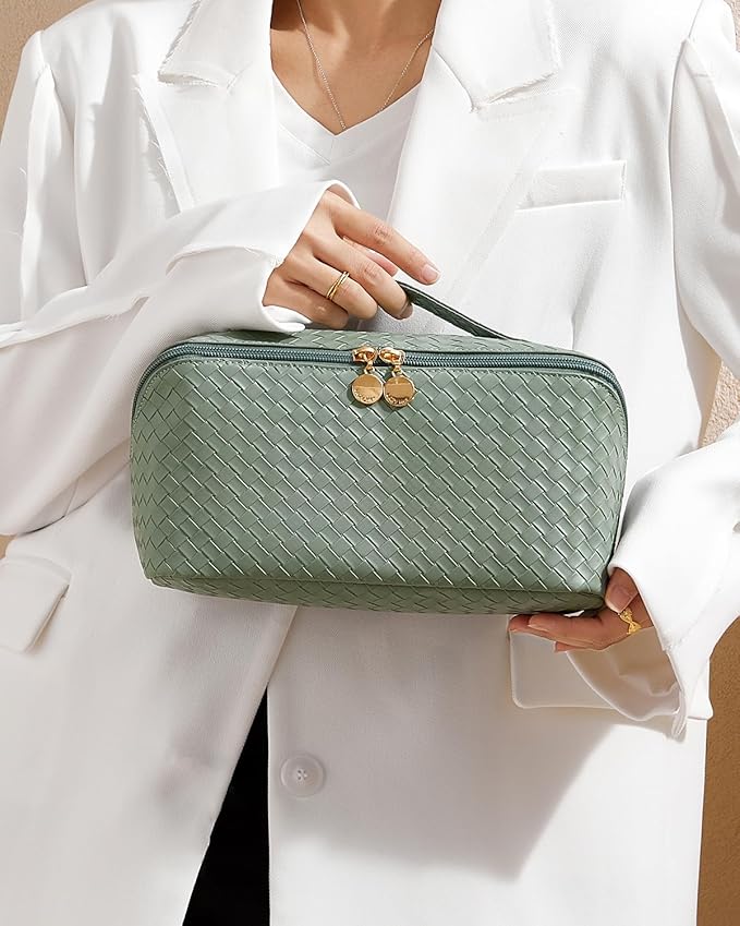 Eachy travel makeup bag,large capacity