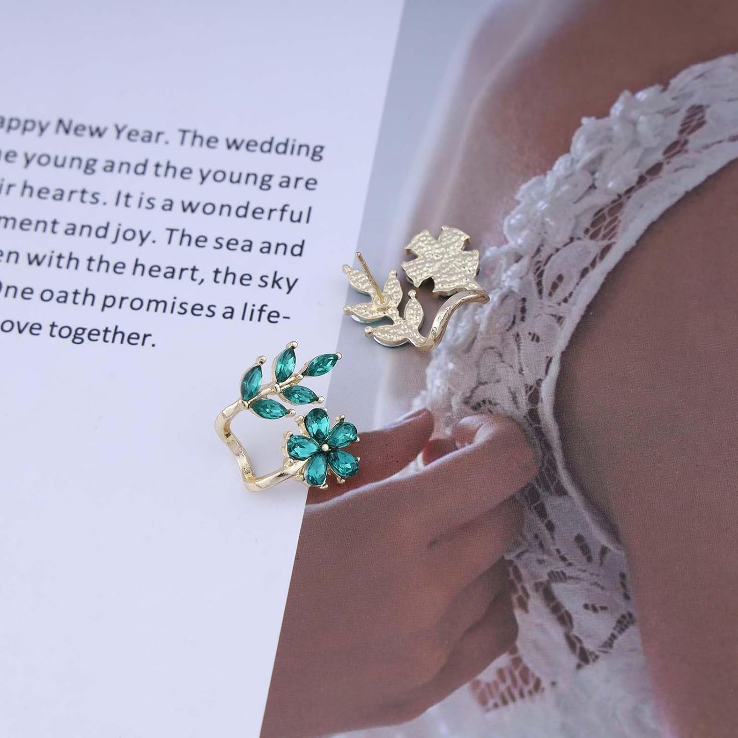 Vintage Emerald Flower Ear Cuff Earrings Green Crystal Flower Earrings Crystal Leaf Stud Earrings Emerald Leaf Earrings Jewelry for Women