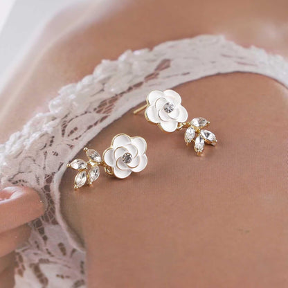 Vintage Crystal Flower Earrings Rhinestone Leaf Drop Earrings White Camellia Stud Earring Gold Cz Flower Bridal Earrings Jewelry for Women