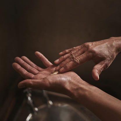 Aesop Resurrection Aromatique Hand Balm | Rich, Moisturizing Balm for Hands and Cuticles | Fragrant Botanicals and Skin-Softening Emollients | 16.9 oz