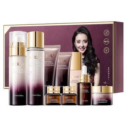 Hydrodynamic Light Rejuvenating 9-piece Skincare set