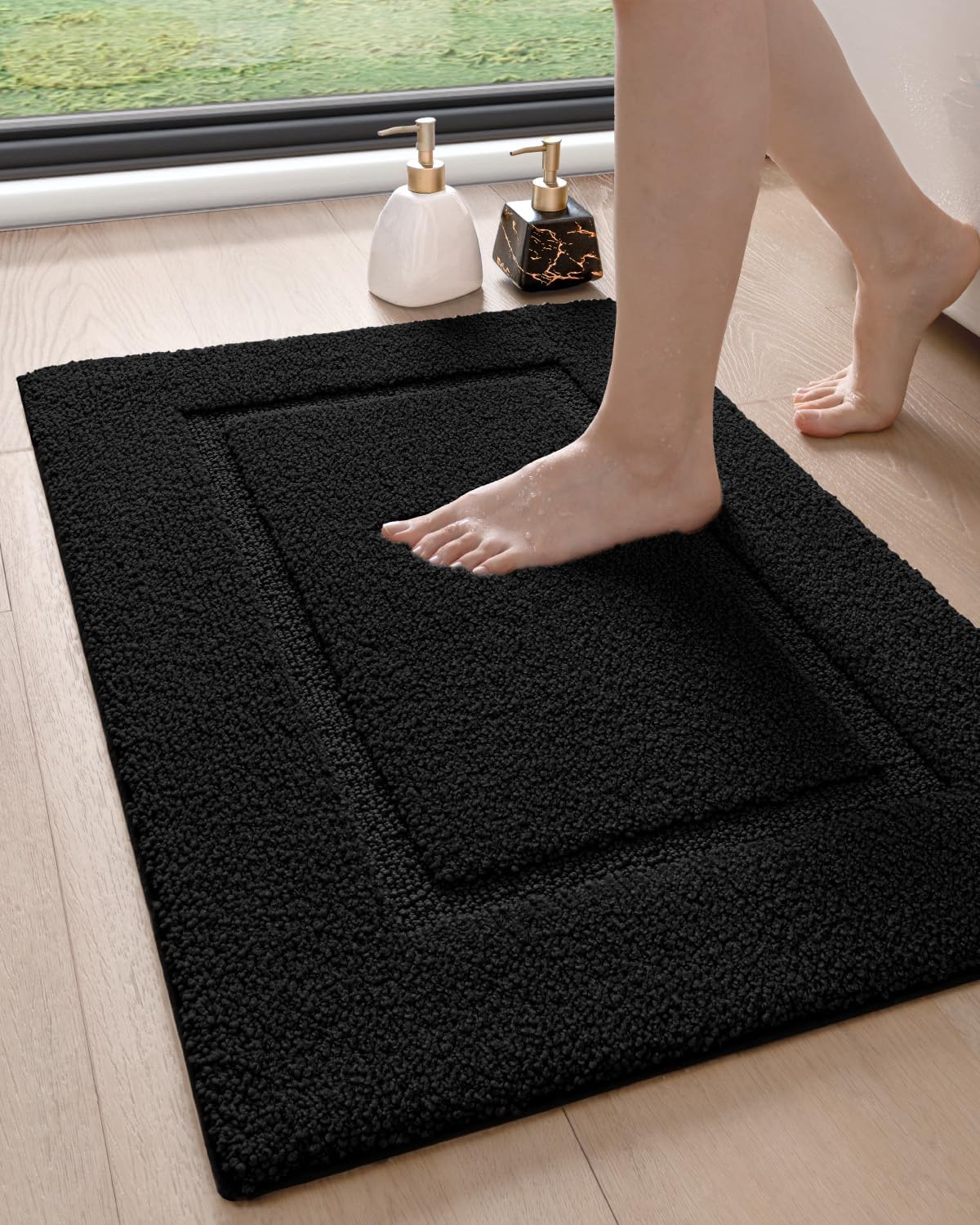 DEXI Bathroom Rugs 24x16, Washable Non Slip Bath Mat for Shower Floor, Absorbent Quick Dry Bathmat with Rubber Backing, Ultra Soft Plush Carpet for Tub, Black