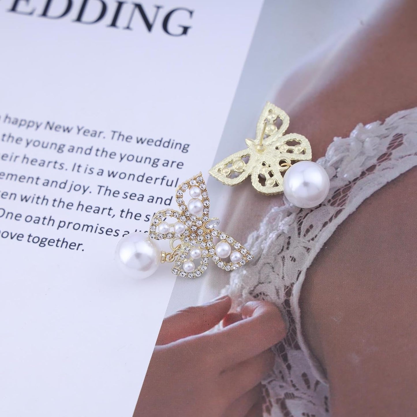 Vintage Crystal Pearl Butterfly Earrings Butterfly Pearl Drop Earrings Gold Rhinestone Butterfly Stud Earrings Cz Cluster Pearl Earrings Jewelry for Women