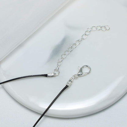 Fashion Silver Tiny Love Choker Necklace Chain Dainty Leather Collar Short Necklace Punk Charm Jewelry for Women and Girls