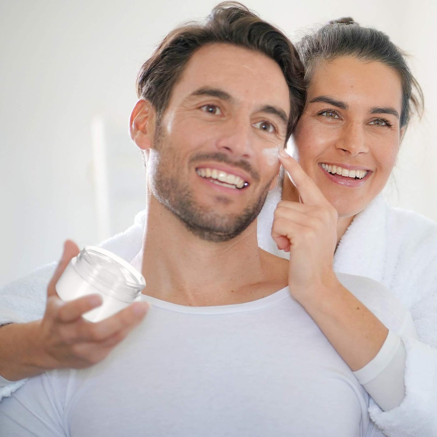 Patelai 4 Pieces Round Wide-mouth Leak Proof Plastic Container Jars with Lids for Travel Storage Makeup Beauty Products Face Creams Oils Salves Ointments DIY Making(1 Ounce,Black)