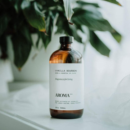 AromaTech Vanilla Bourbon Aroma Essential Oil Blend: Luxury Hotel Inspired Aromatherapy with Vanilla Bean, Bourbon & Oak Barrel for Ultrasonic Diffusers & Nebulizers - 16 fl oz, 500 mL