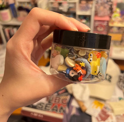 50 Pieces 2oz Plastic Jars with Lids Clear Round Cosmetic Container Empty Storage Jars for Makeup,Jewelry,Samples,Travel Storage