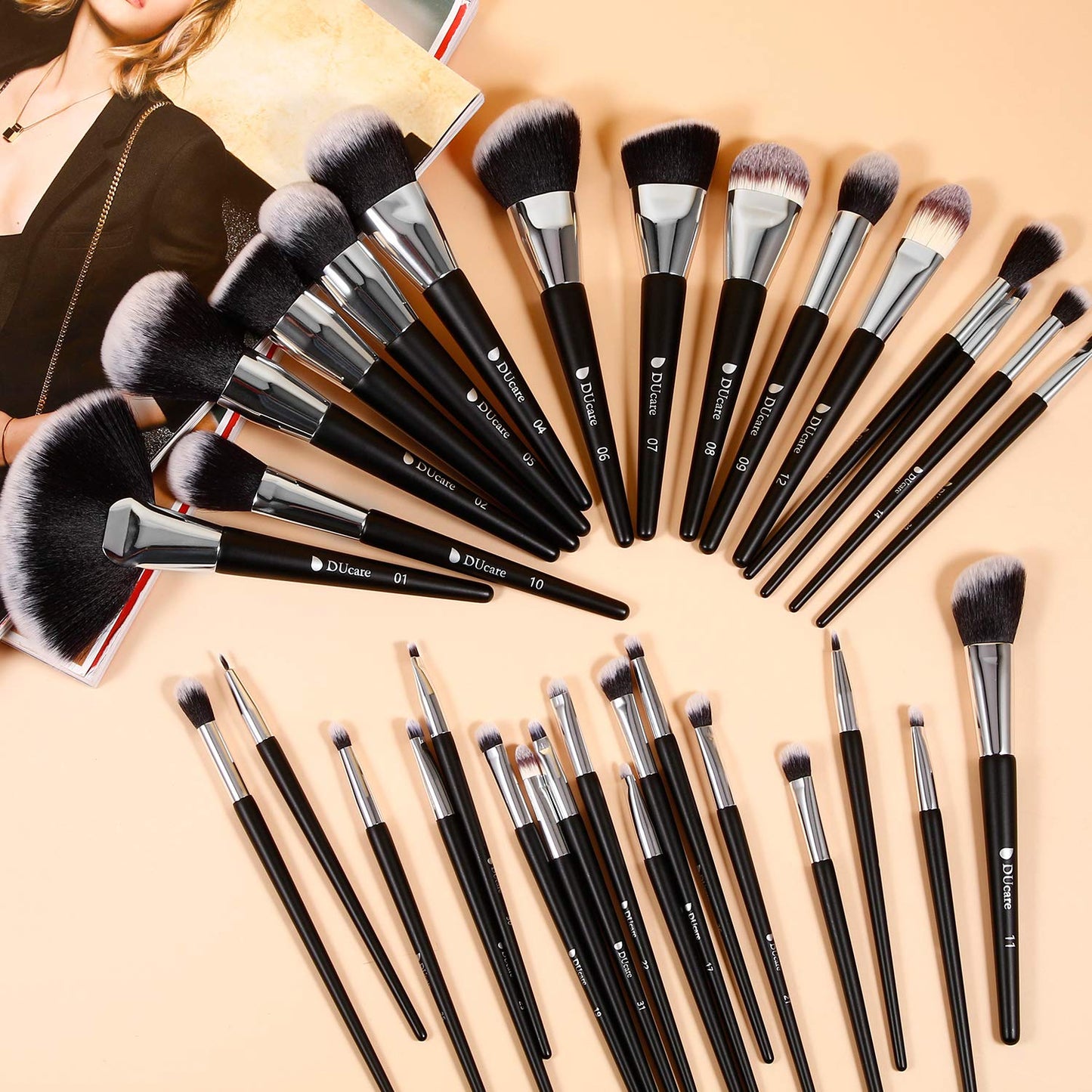 DUcare Makeup Brushes Set Professional 32Pcs Make up Brushes Premium Synthetic Kabuki Foundation Blending Face Powder Blush Concealers Eye Shadows
