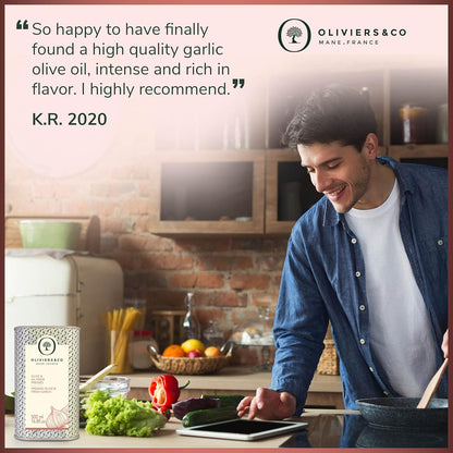 Fresh Garlic Olive Oil by Oliviers & Co. | Italian Extra Virgin Olive Oil for Cooking & Dipping | Gourmet Flavored EVOO, Cold Pressed, All-Natural (16.8 Fl Oz)