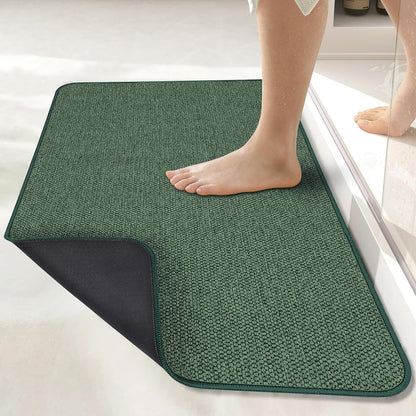 Bath Mat,Ultra Thin Bathroom Runner Rugs,Large Bath Mats for Bathroom,Quick Dry,Non-Slip,Machine Washable,Low Pile,Bath Rug,Shower Outside,Sink,Home Decor Accessories.Green,1'5"x2'11"（17x35inch）