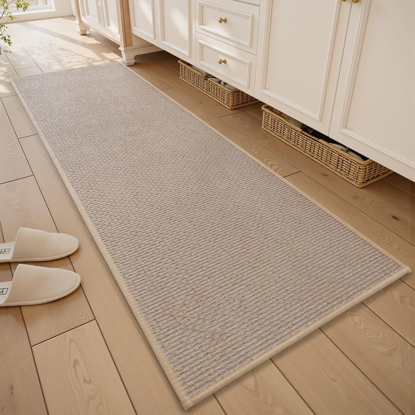 RESARE Non Slip Bathroom Runner - Machine Washable Bath Rugs, Super Absorbent Bath Mat Quick Dry Bath Runner, Bath Mat Ultra Soft Rugs for Bathroom Floor, 20"x70" Beige