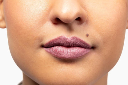 Aromi Metallic Matte Liquid Lipstick | Dusty Pink, Light Rosy Mauve Lip Color with Shimmery Finish, Long-lasting, Waterproof, Vegan, Cruelty-free (Fairy Tale)