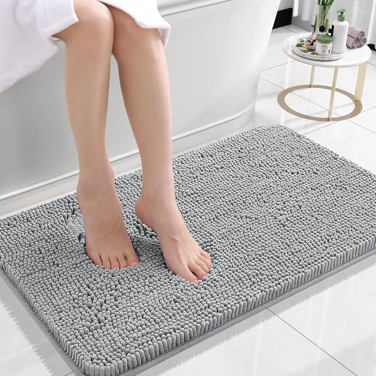 OLANLY Bathroom Rugs 24x16, Extra Soft Absorbent Chenille Bath Rugs, Rubber Backing Quick Dry, Machine Washable Bath Mats for Bathroom Floor, Tub and Shower, Home Decor Accessories, Light Grey