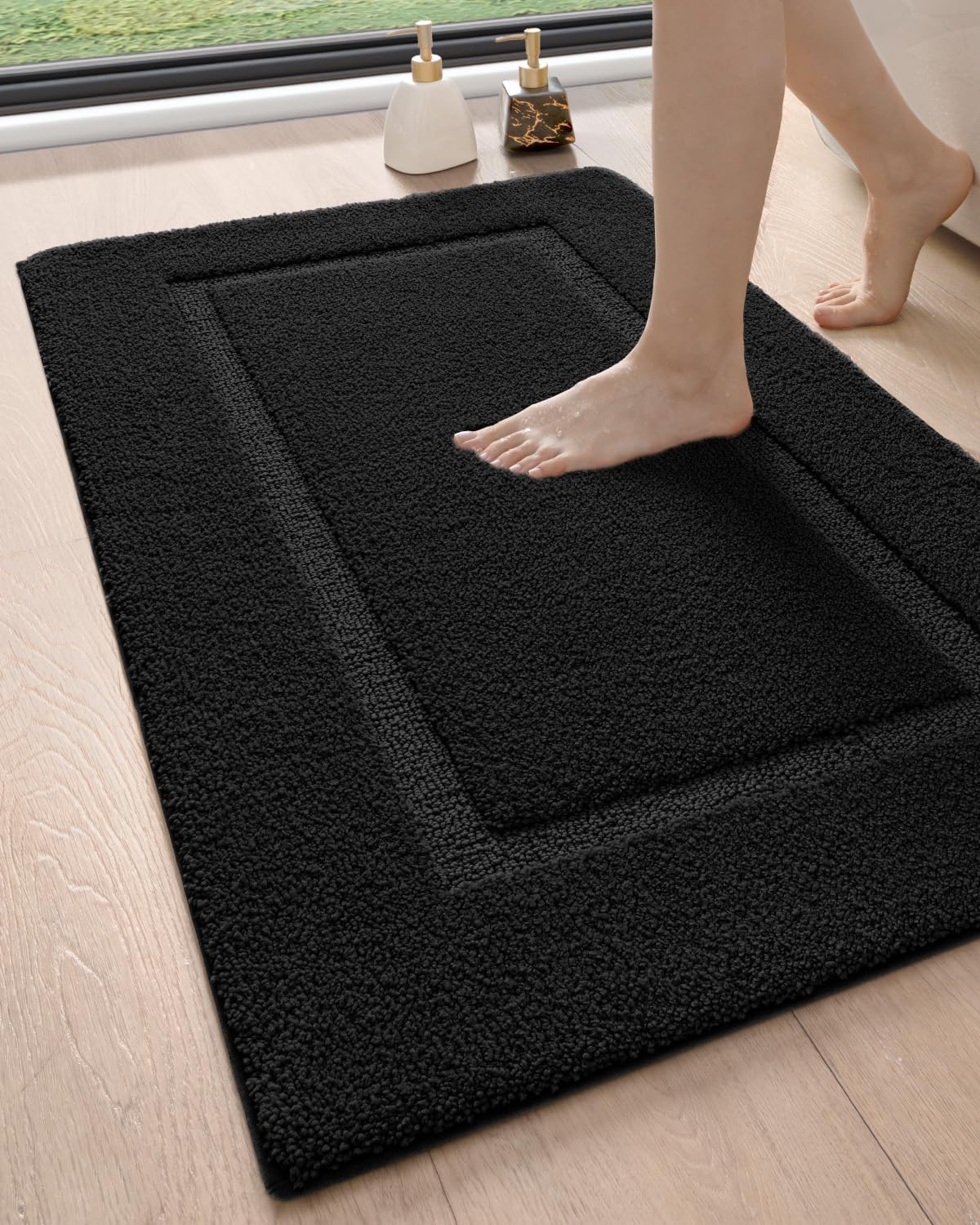 DEXI Bathroom Rugs 43x24, Washable Non Slip Bath Mat for Shower Floor, Absorbent Quick Dry Bathmat with Rubber Backing, Ultra Soft Plush Carpet for Tub, Black