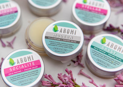 Aromi Sassy Solid Perfume | Fresh, Fruity Fragrance, Vegan, Cruelty-free, Clean Scent, Apple, Jasmine, Amber, Wax Based, Travel, Gift, Handmade (Sassy)