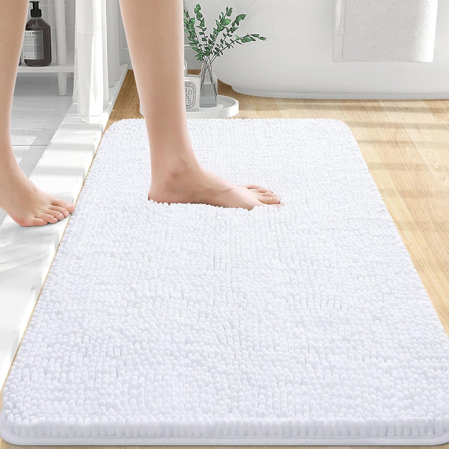 OLANLY Bathroom Rugs 30x20, Extra Soft Absorbent Chenille Bath Rugs, Rubber Backing Quick Dry, Machine Washable Bath Mats for Bathroom Floor, Tub and Shower, Home Decor Accessories, White