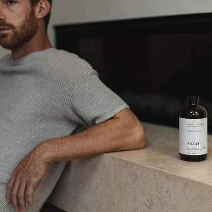 AromaTech Vanilla Bourbon Aroma Essential Oil Blend: Luxury Hotel Inspired Aromatherapy with Vanilla Bean, Bourbon & Oak Barrel for Ultrasonic Diffusers & Nebulizers - 16 fl oz, 500 mL