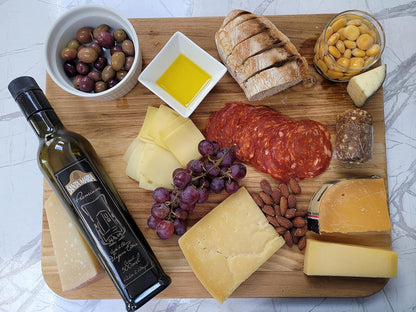 Extra Virgin Premium Olive Oil - Santa Maria Portuguese Olive Oil - 500 ml Bottle. This is a brand with almost 100 Years.