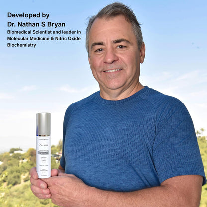 Pneuma Age-Defiance Gel Cleanser with Antioxidant | AHA | Glycolic | Oxygenate, Exfoliate, Protect and Soothes Skin | Gentle Face Cleanser Gel | Green Tea and Aloe