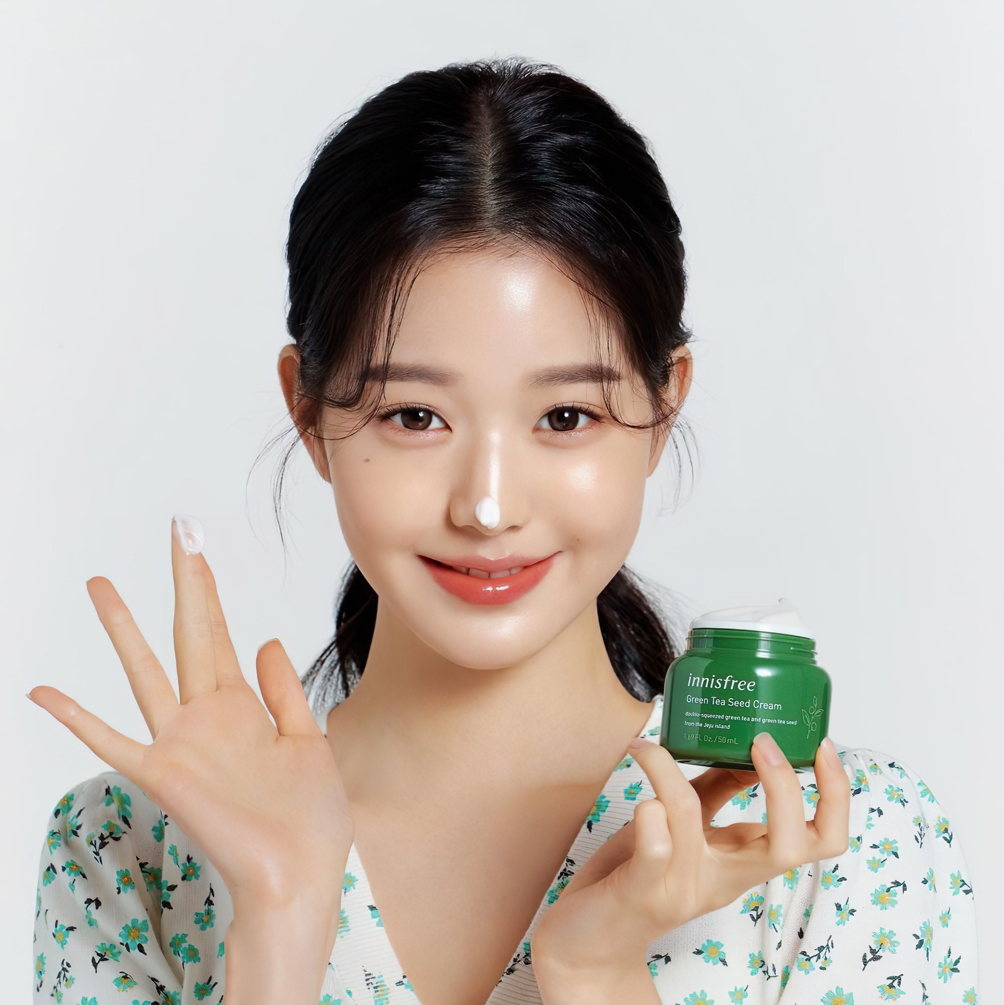 korean-k-pop-idol-ive_s-jang-won-young